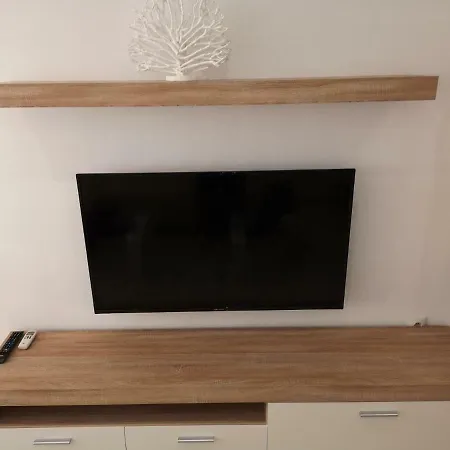 Apartament Eden *